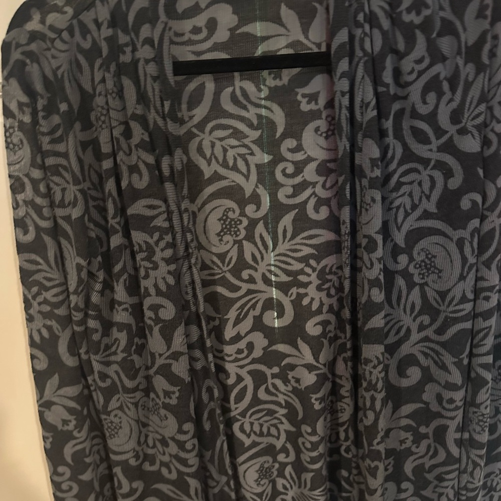 Floral Patterned Black and Gray cardigan